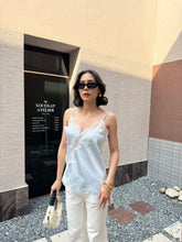 Load image into Gallery viewer, Eunice lace top
