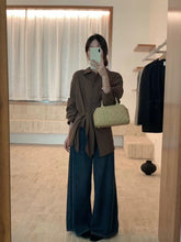 Load image into Gallery viewer, Kate collared top
