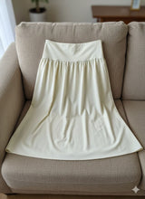 Load image into Gallery viewer, Barbie skirt
