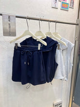 Load image into Gallery viewer, Glen sweater set
