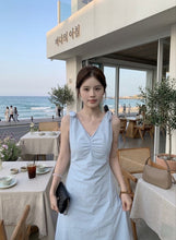 Load image into Gallery viewer, Drew dress
