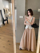 Load image into Gallery viewer, Brenda top
