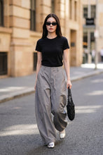 Load image into Gallery viewer, Jasmine balloon pants

