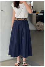 Load image into Gallery viewer, Harvey skirt (with belt)
