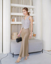 Load image into Gallery viewer, Suzy Satin Skirt
