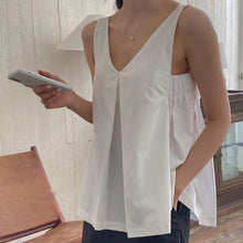 Load image into Gallery viewer, Blaire Top
