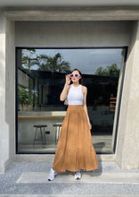 Load image into Gallery viewer, Leslie Skirt
