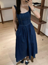 Load image into Gallery viewer, Brittany denim dress
