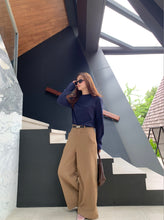 Load image into Gallery viewer, Frankie pants with belt
