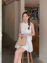 Load image into Gallery viewer, Maddie eyelet set
