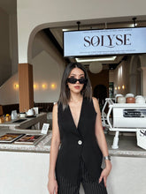 Load image into Gallery viewer, Scott top
