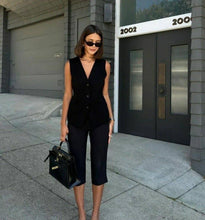 Load image into Gallery viewer, Janina capri pants
