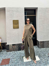 Load image into Gallery viewer, Verniece Set
