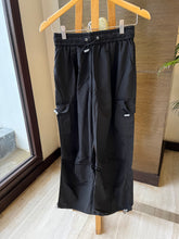 Load image into Gallery viewer, Gerald Cargo Pants
