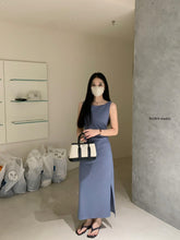 Load image into Gallery viewer, Harry dress
