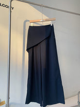 Load image into Gallery viewer, Thea Pants

