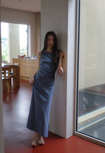 Load image into Gallery viewer, Harry dress
