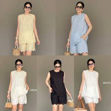 Load image into Gallery viewer, Austin eyelet set
