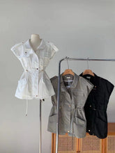 Load image into Gallery viewer, Clyde vest
