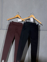 Load image into Gallery viewer, Gavin stirrup leggings
