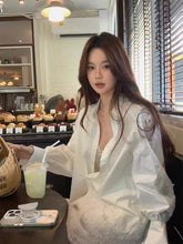 Load image into Gallery viewer, Louise top
