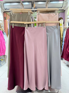 Suzy Satin Skirt