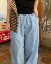 Load image into Gallery viewer, Laureen striped pants
