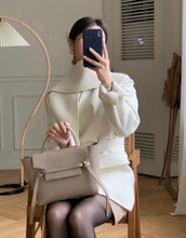 Load image into Gallery viewer, Berlin coat
