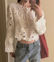 Load image into Gallery viewer, Luke eyelet top
