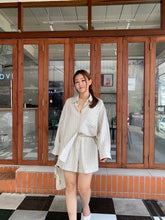 Load image into Gallery viewer, Kendra Linen Set
