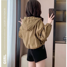 Load image into Gallery viewer, Kelly Jacket
