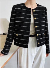 Load image into Gallery viewer, Noelle blazer
