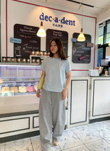 Load image into Gallery viewer, Anita barrel pants
