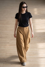 Load image into Gallery viewer, Jasmine balloon pants
