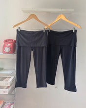 Load image into Gallery viewer, Elisse capri pants
