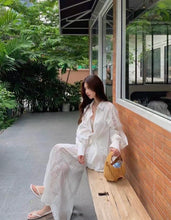 Load image into Gallery viewer, Louise top
