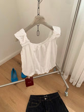 Load image into Gallery viewer, Camila top
