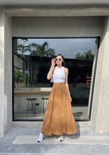 Load image into Gallery viewer, Leslie Skirt
