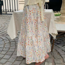 Load image into Gallery viewer, Erin floral skirt
