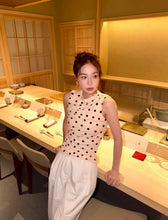 Load image into Gallery viewer, Donna polka dot top
