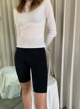 Load image into Gallery viewer, Marvin biker shorts
