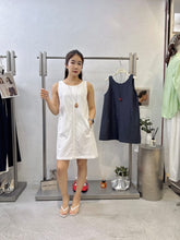 Load image into Gallery viewer, Joey dress
