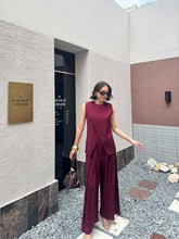 Load image into Gallery viewer, Verniece Set
