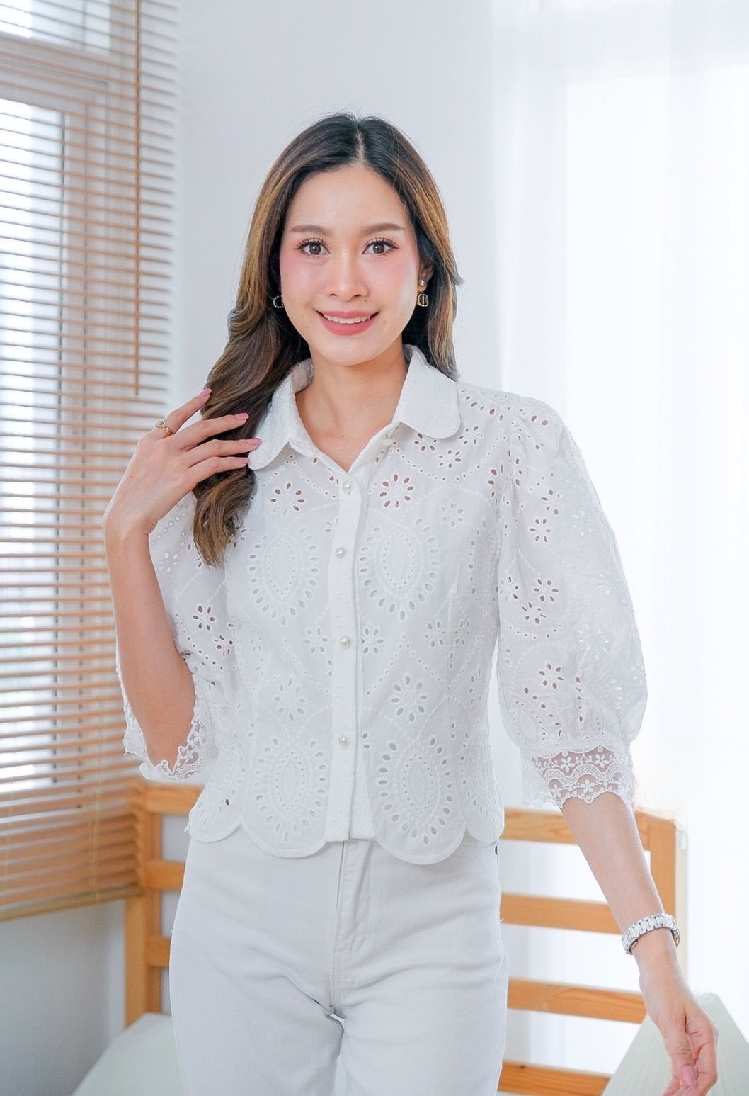 Cogie lace top