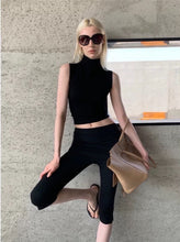 Load image into Gallery viewer, Elisse capri pants
