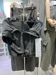 Beryl hooded cargo vest