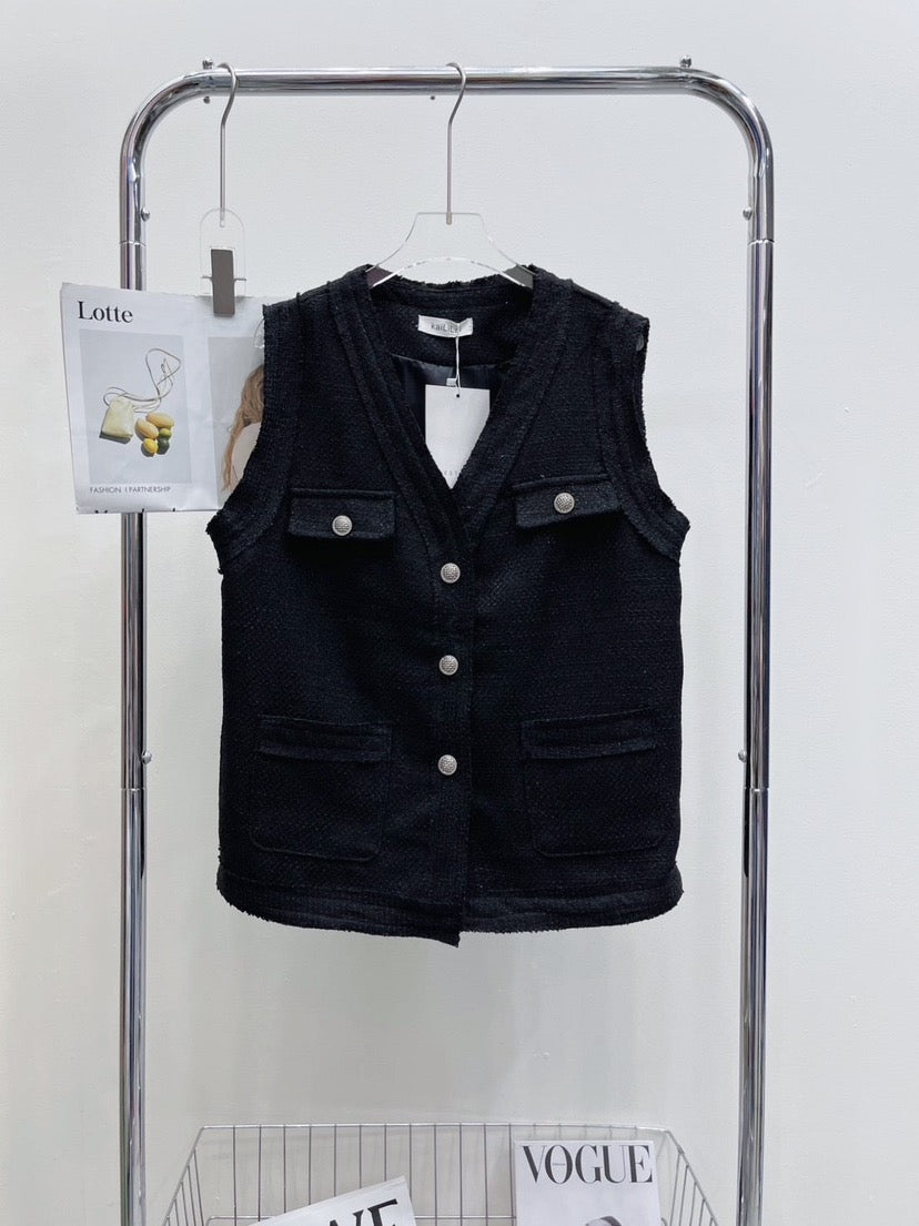 Hena Tweed Vest