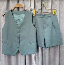 Load image into Gallery viewer, Aggie Vest Set
