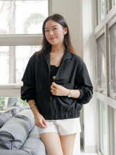 Load image into Gallery viewer, Kaitlyn Jacket
