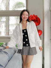 Load image into Gallery viewer, Kaitlyn Jacket
